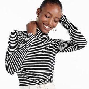 JCrew Turtleneck T-Shirt in Stripes in size Medium